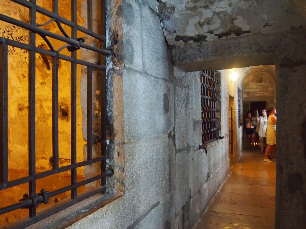 pałac dożów weneckie więzienia
