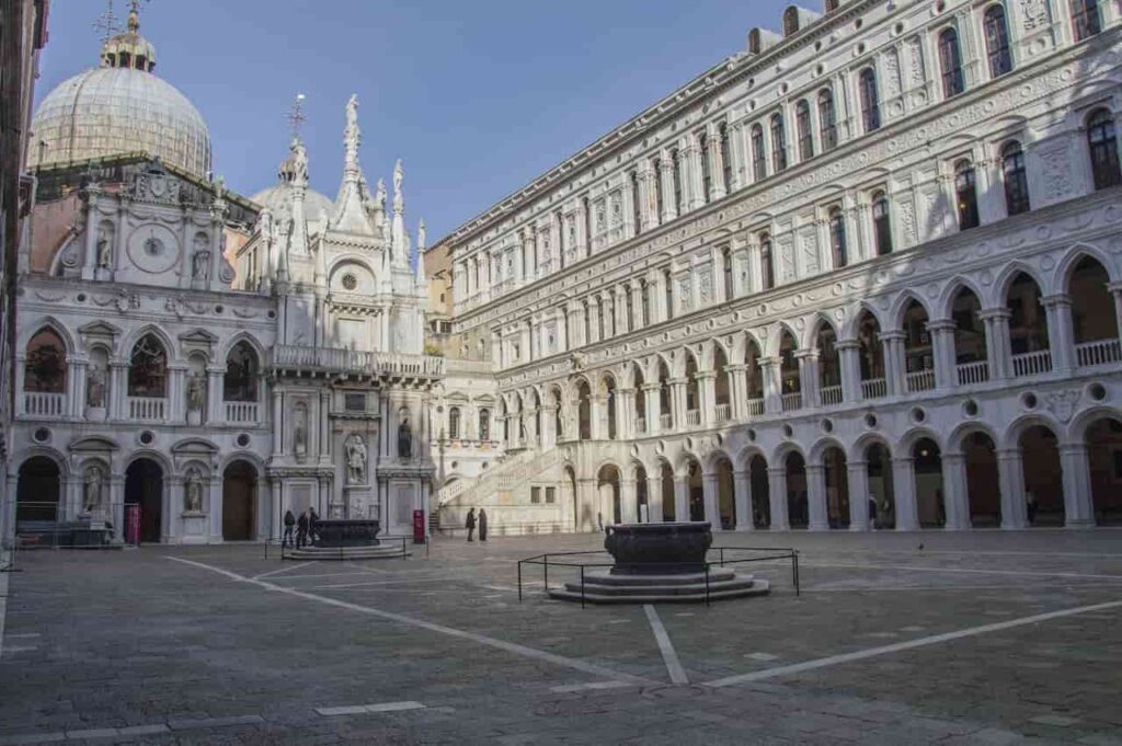 cortile palazzo ducale venezia